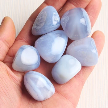 100 g natūralaus agato akmens, poliruoto mėlynos spalvos nėrinių agatas akmens