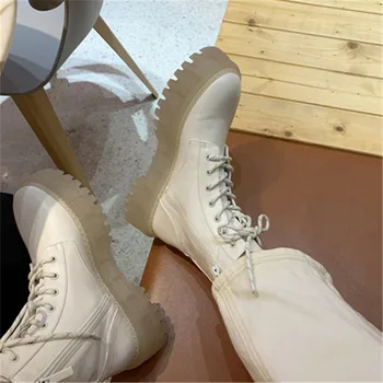 2020 m. rudenį Balti batai platformos Želė storais padais Britų stiliaus trumpi batai batai kvėpuojantis motociklo batai moteriška