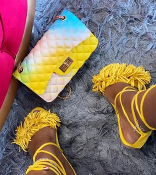 2020 naujas moterų kryžiaus dirželis mados laukinių paplūdimio bateliai lauko tendencija moterų batai vasaros dar butas sandalai, šlepetės