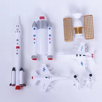 7Pcs/set Modeliavimas Kosmoso Raketų Modeliavimas figūrėlių, Žaislų Rinkiniai įrangos pardavimas, biuro įrangos Astronautas Blokai Žaislas Berniukams, Švietimo Dovanos Valdyba