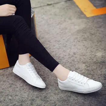 Atsitiktinis balti bateliai moteris 2021 kietas lace-up sneakers moterų batų mada butas su studentų moterų sportbačiai zapatillas mujer