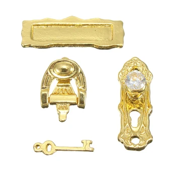 Karšto Pardavimo Mini 4Pcs/set Lėlės namas Miniatiūriniai Aukso Metalo Durų Užraktas Knocker Aparatūros Doorplate Klavišą Lėlių Žaislai