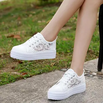 Moterų batai išpjovos nėrinių drobės tuščiaviduriai kvėpuojantis platforma butas batai moteris sportbačiai 2021 m. vasaros mados atsitiktinis ponios batai