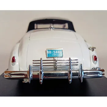 Parašas 1/18 Masto Automobilio Modelį Žaislai 1938 Buick Century Diecast Metal Automobilio Modelį Žaislą Dovanų,Vaikai,Surinkimo