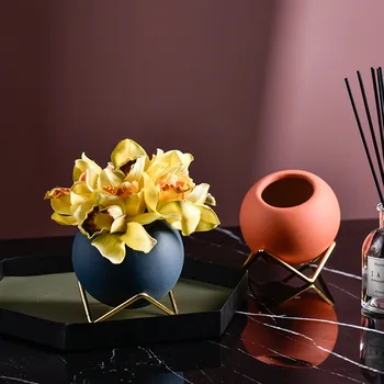 Rutulio Formos Gėlių Vazos Keramikos Augalų Vaza Apdailos Namų Šiaurės Porceliano Stalo Metalo Meno Vazonas Lašas Laivybos